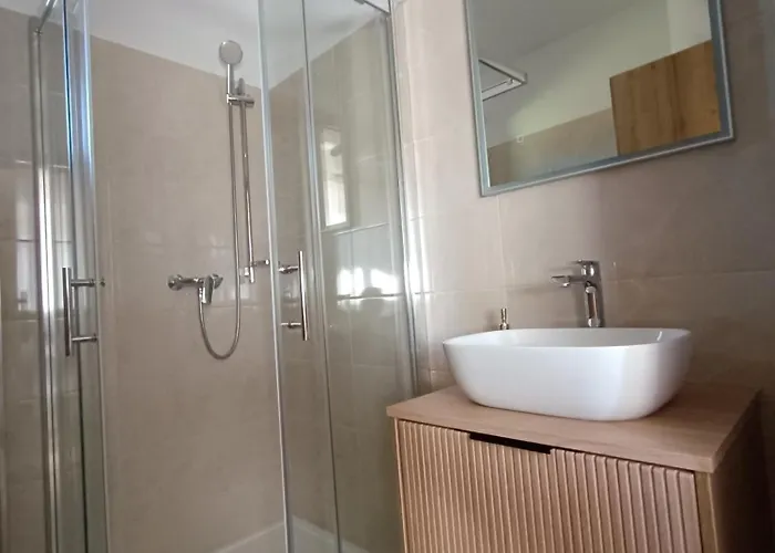 Gostinjska kuća Zonti 3*